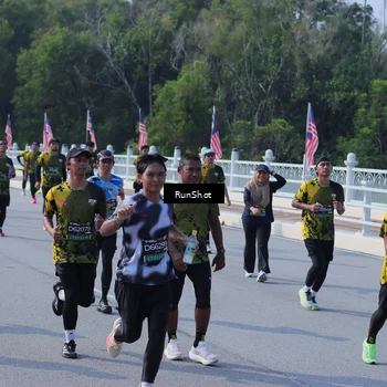 Runner Photo 7181744