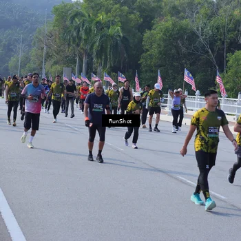 Runner Photo 7181799