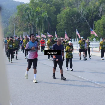 Runner Photo 7181803