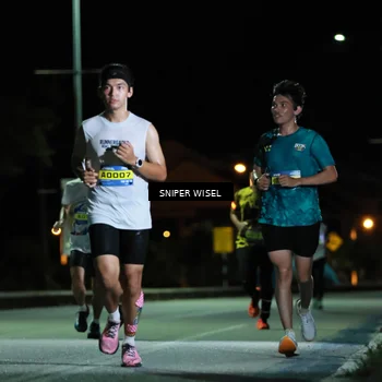 Runner Photo 7181879