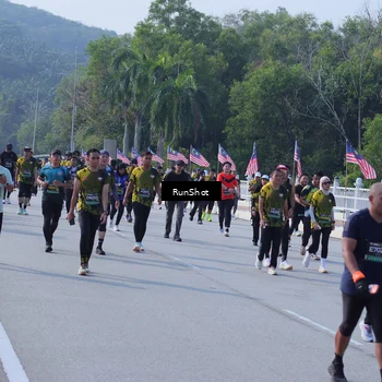 Runner Photo 7181883