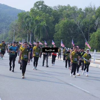 Runner Photo 7181915