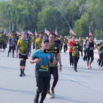 Runner Photo 7182036