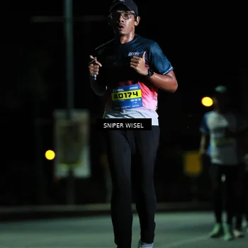 Runner Photo 7182045