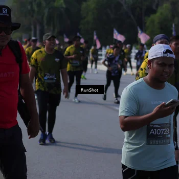 Runner Photo 7182051