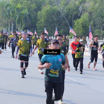 Runner Photo 7182059