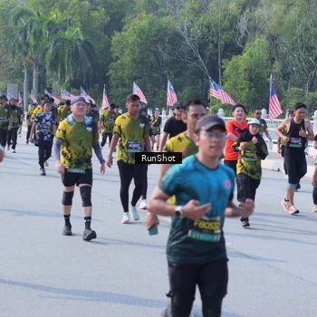 Runner Photo 7182067