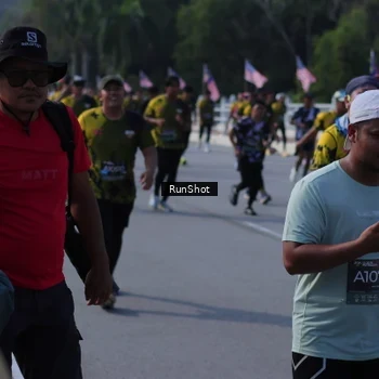 Runner Photo 7182070