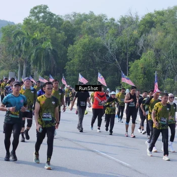 Runner Photo 7182073