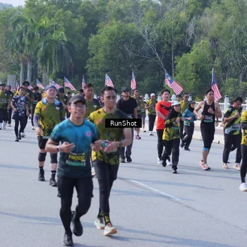 Runner Photo 7182083