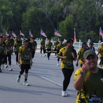 Runner Photo 7182084