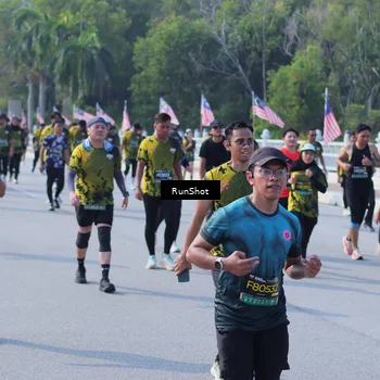 Runner Photo 7182110
