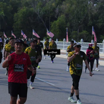 Runner Photo 7182130