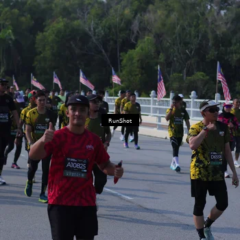 Runner Photo 7182143
