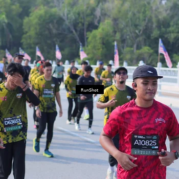 Runner Photo 7182159