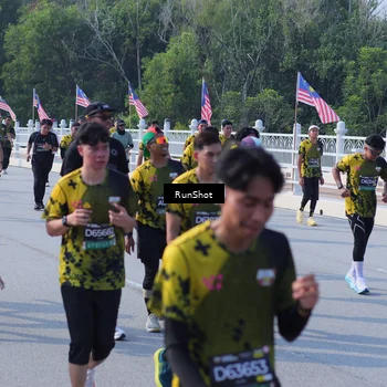 Runner Photo 7182217