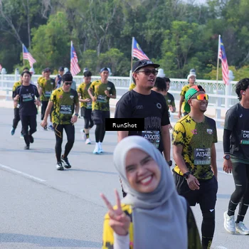 Runner Photo 7182282