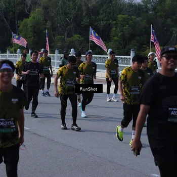 Runner Photo 7182319