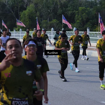 Runner Photo 7182339