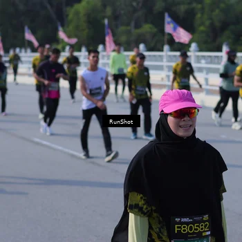 Runner Photo 7182405