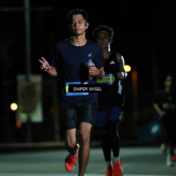 Runner Photo 7182424