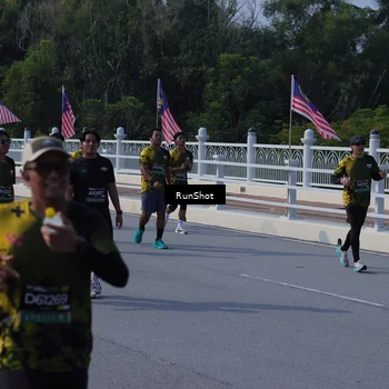 Runner Photo 7182465