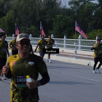 Runner Photo 7182471
