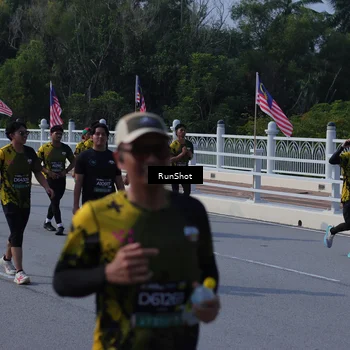Runner Photo 7182477