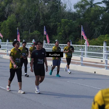 Runner Photo 7182506