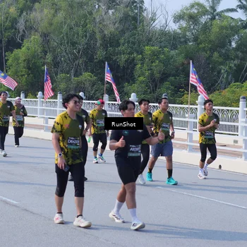 Runner Photo 7182534
