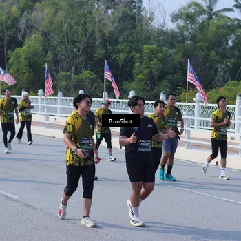 Runner Photo 7182535