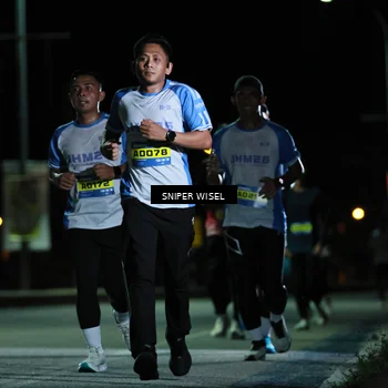 Runner Photo 7182538
