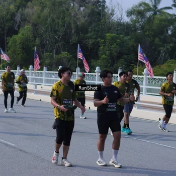 Runner Photo 7182549