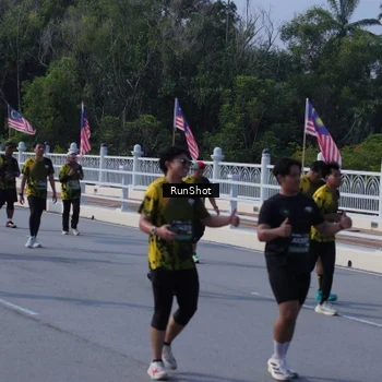 Runner Photo 7182554