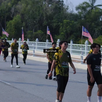 Runner Photo 7182557