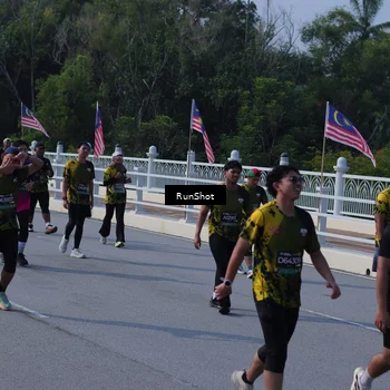 Runner Photo 7182579