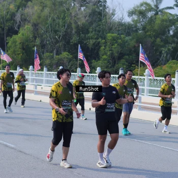 Runner Photo 7182617