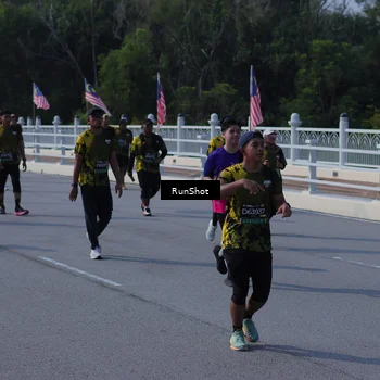 Runner Photo 7182631
