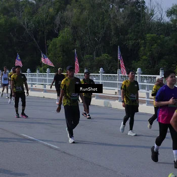 Runner Photo 7182668