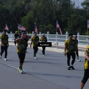 Runner Photo 7182671
