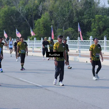 Runner Photo 7182688