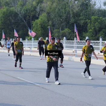 Runner Photo 7182698