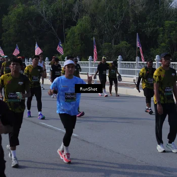 Runner Photo 7182753