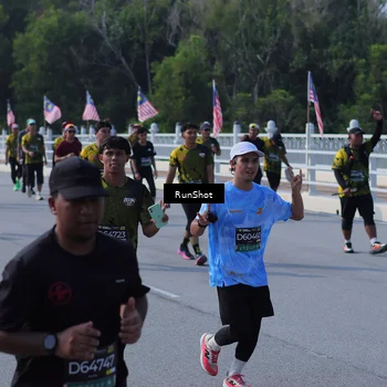 Runner Photo 7182763