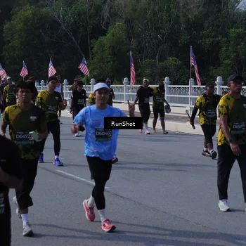 Runner Photo 7182772
