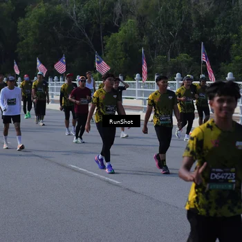Runner Photo 7182807
