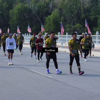 Runner Photo 7182816