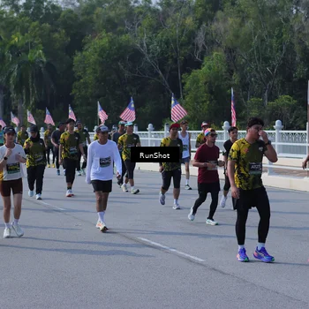 Runner Photo 7182849