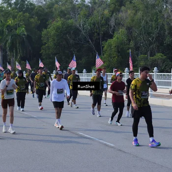 Runner Photo 7182854