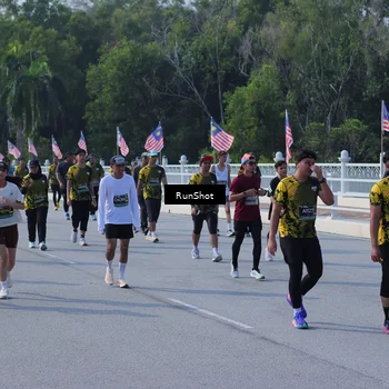 Runner Photo 7182856